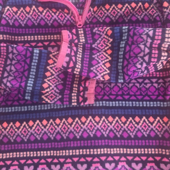 OshKosh Girls Fleece Pullover - Picture 5 of 6